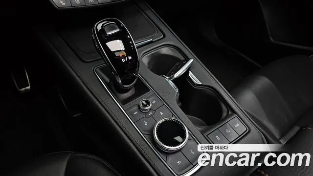 Cadillac XT4 id 2943706 из Кореи 19