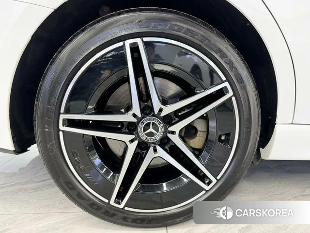 Mercedes-Benz Class C id 4276505 из Китая 17