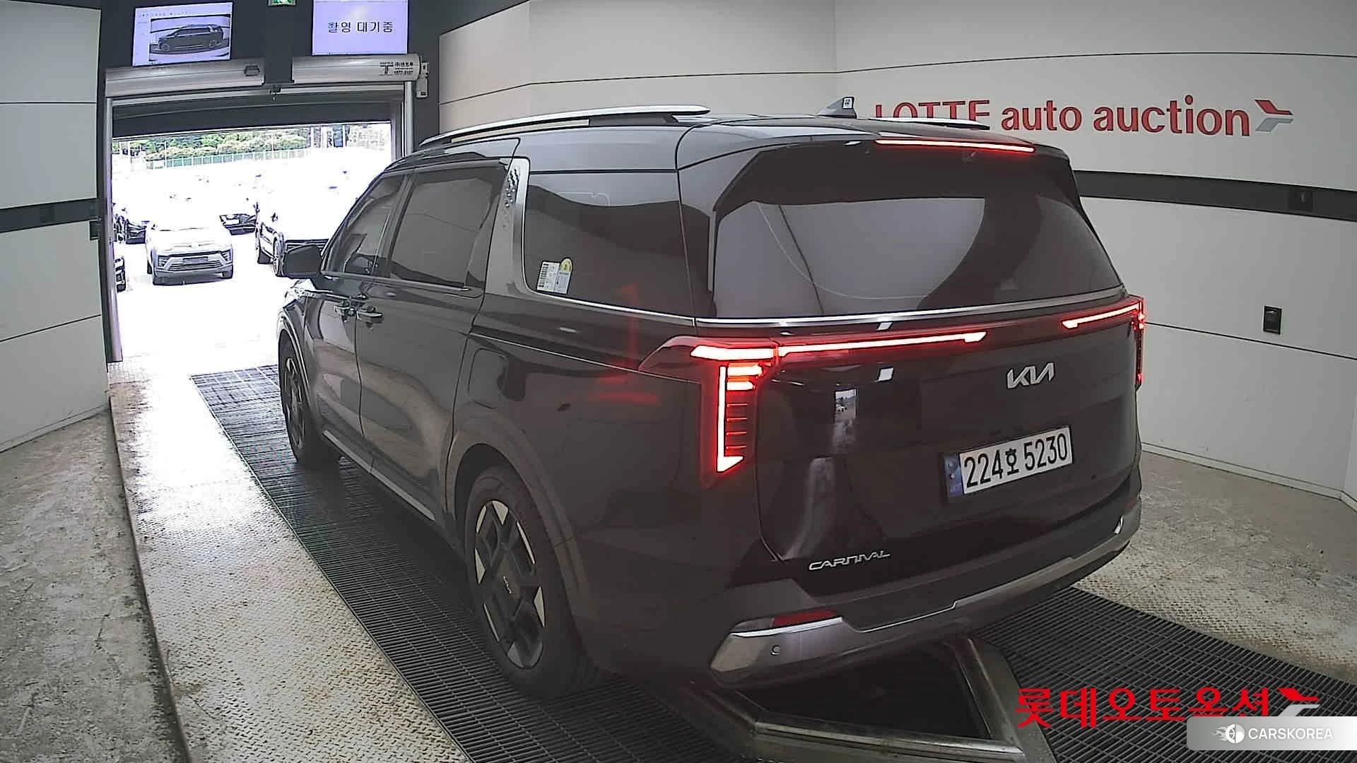 Kia Carnival id 4347352 из Кореи 37