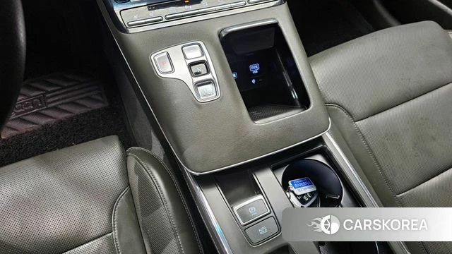 Hyundai The New Grandeur IG id 3898805 из Кореи 19