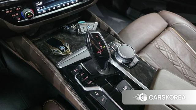 BMW 5 Series (G30) id 4424714 из Кореи 19
