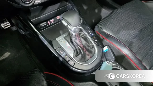 Kia Come New K3 id 3611779 из Кореи 19