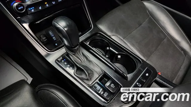 Hyundai Grandeur IG id 2367371 из Кореи 19