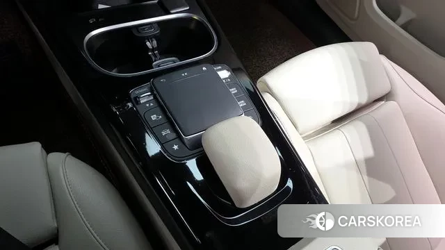 Mercedes-Benz A-Class W177 id 3606324 из Кореи 19