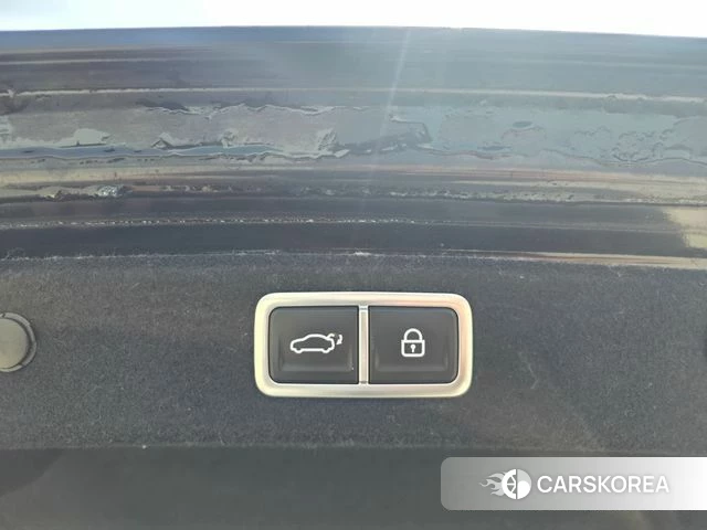 Hyundai Grandeur (GN7) id 4281464 из Кореи 9