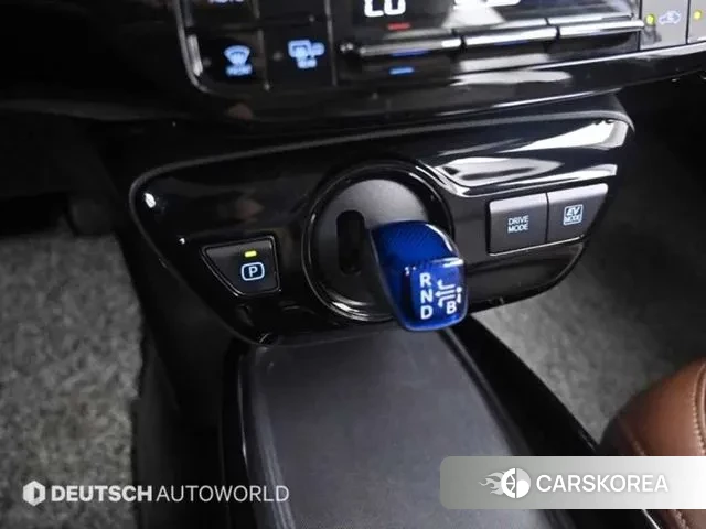 Toyota Prius 4th Generation id 3022757 из Кореи 19