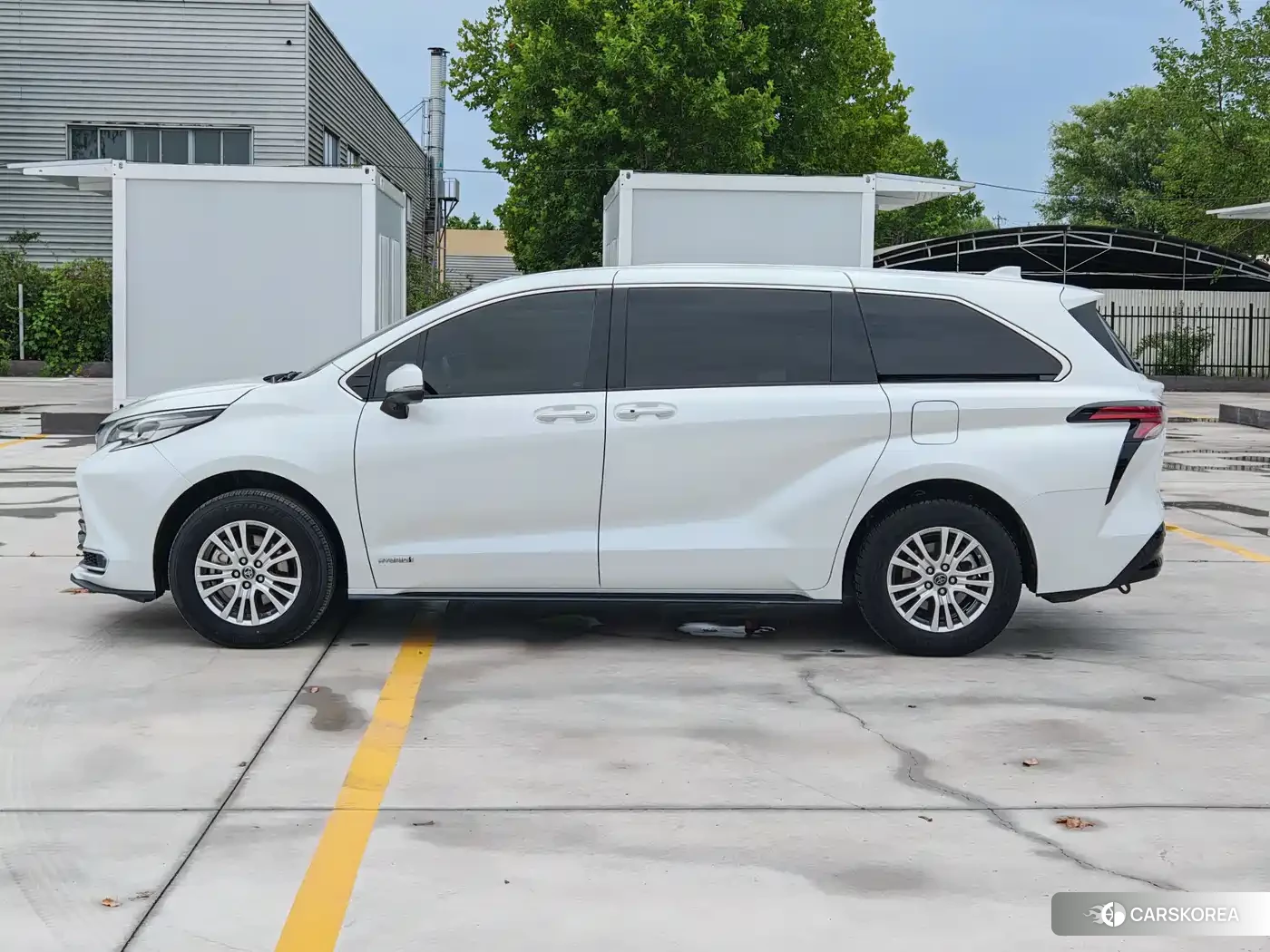 Toyota Sienna id 4576718 из Китая 9