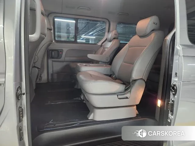 Hyundai The New Grand Starex id 3499367 из Кореи 19