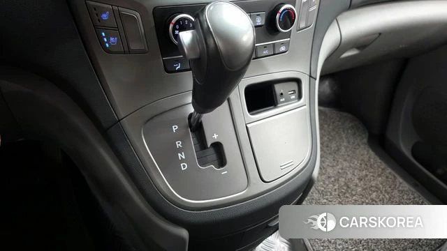 Hyundai The New Grand Starex id 4384847 из Кореи 30