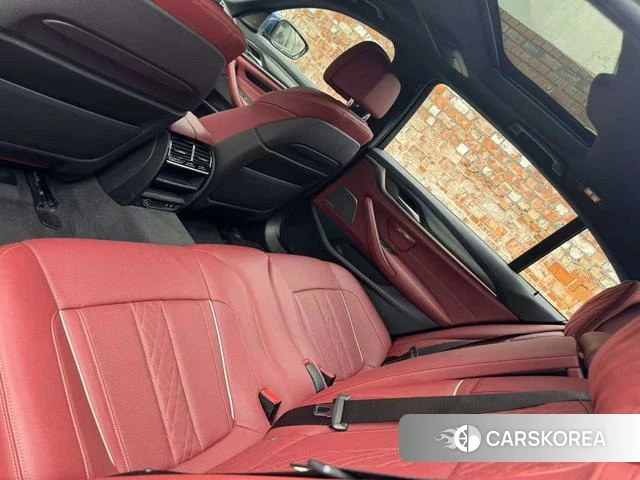 BMW 5 series PHEV id 4211859 из Китая 13