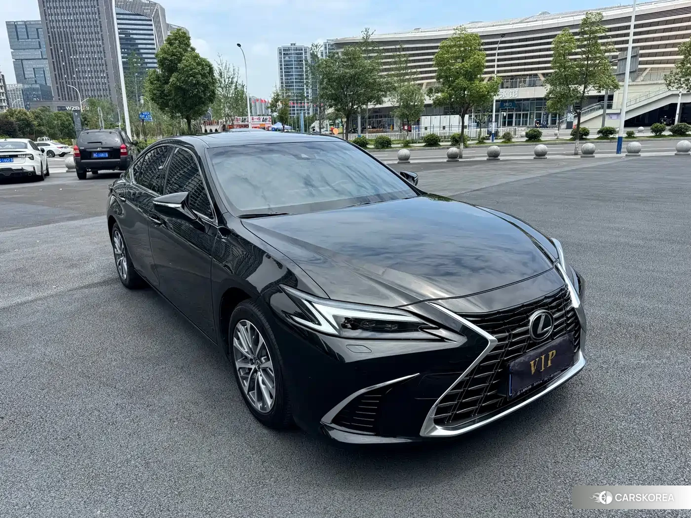 Lexus ES id 4539468 из Китая 13