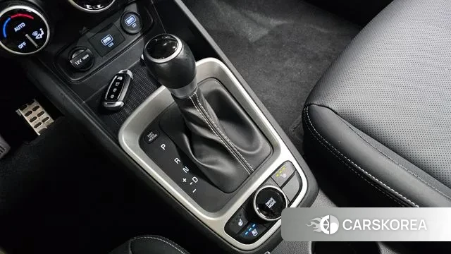 Hyundai Venue id 3697905 из Кореи 19