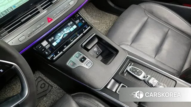 Hyundai The New Grandeur IG id 3273671 из Кореи 19