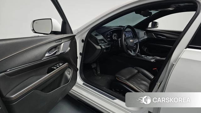 Cadillac CT4 id 3965679 из Кореи 19