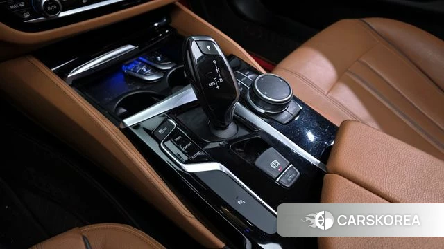 BMW 5 Series (G30) id 3801442 из Кореи 19