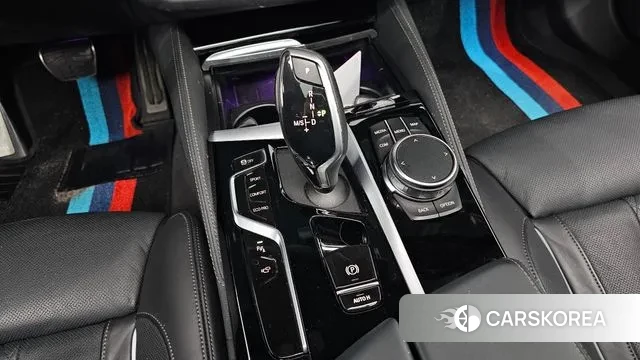 BMW 5 Series (G30) id 3432017 из Кореи 19