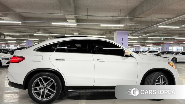 Mercedes-Benz GLE - Class W166 id 4781190 из Кореи 19