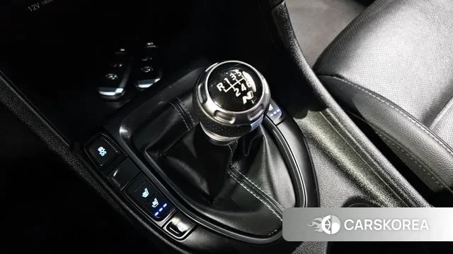 Hyundai Veloster (JS) id 3672042 из Кореи 19