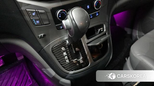 Hyundai The New Grand Starex id 4020557 из Кореи 19