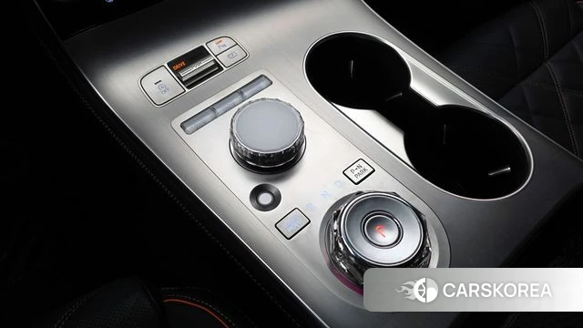 Genesis GV70 id 3891057 из Кореи 19