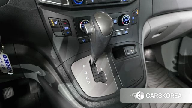 Hyundai The New Grand Starex id 3905479 из Кореи 19