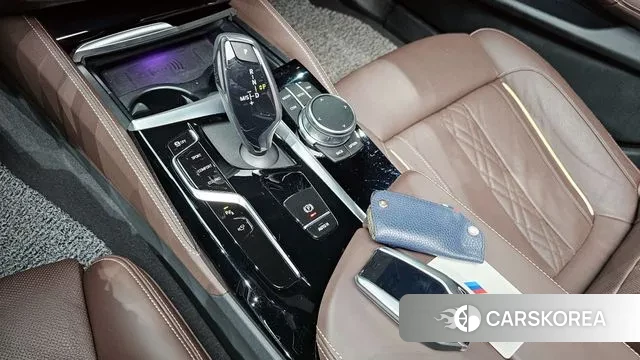 BMW 5 Series (G30) id 3539230 из Кореи 19