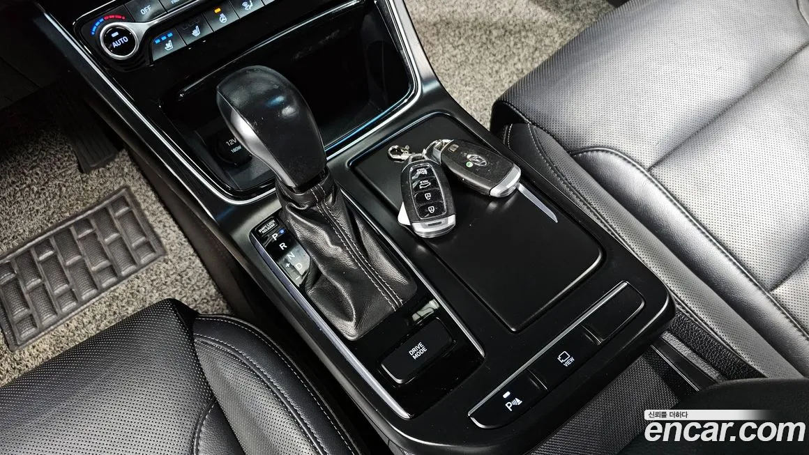 Hyundai Grandeur IG id 1721878 из Кореи 19