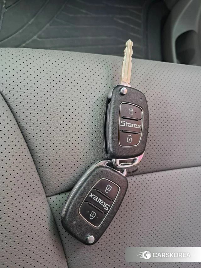 Hyundai The New Grand Starex id 4196762 из Кореи 12