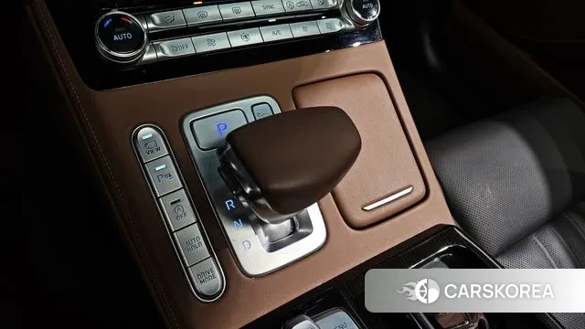 Genesis G90 id 3573054 из Кореи 19