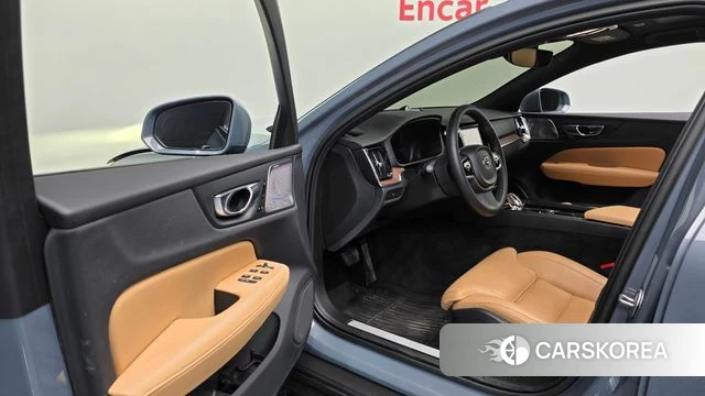 Volvo V60 Cross-Country 2nd Generation id 4774321 из Кореи 33