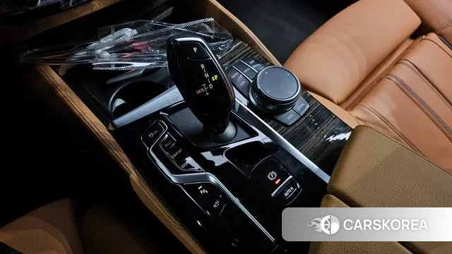 BMW 5 Series (G30) id 3758521 из Кореи 19