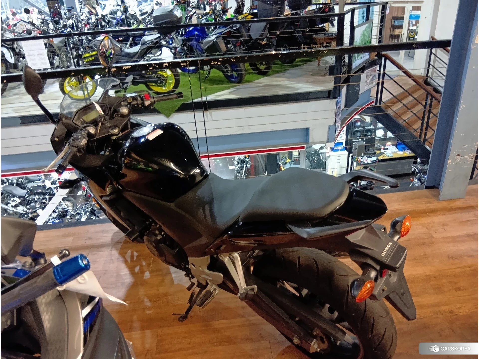 Honda CBR400R ABS id 3947752 из Японии 9