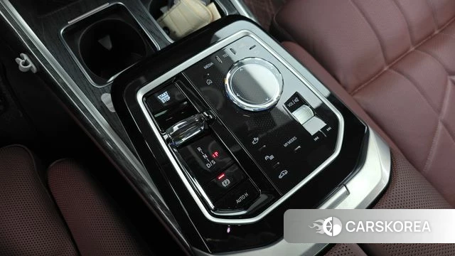 BMW 7 Series (G70) id 4847250 из Кореи 35