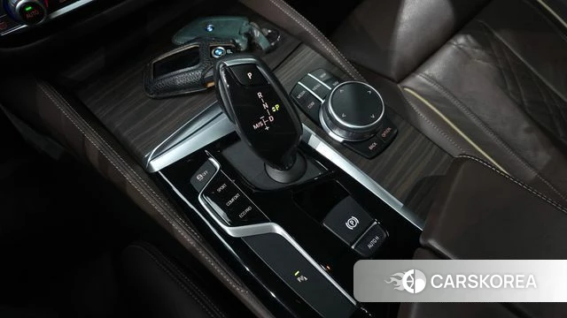 BMW 5 Series (G30) id 4551525 из Кореи 30