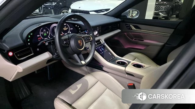 Porsche Taycan id 4387914 из Кореи 19