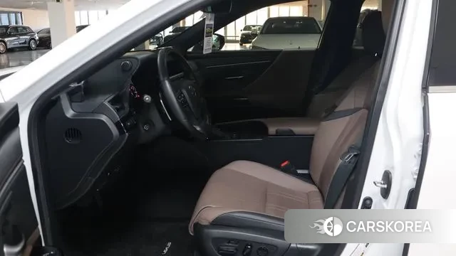 Lexus ES300h 7th generation id 3732346 из Кореи 16