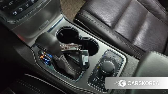 Jeep Grand Cherokee id 3203638 из Кореи 19