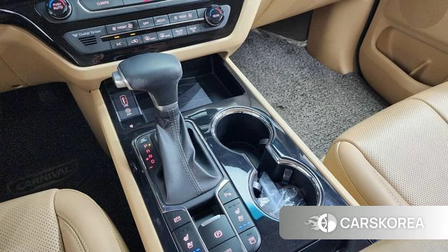 Kia The New Carnival id 4477292 из Кореи 19