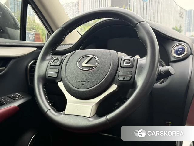 Lexus NX id 4329211 из Китая 13