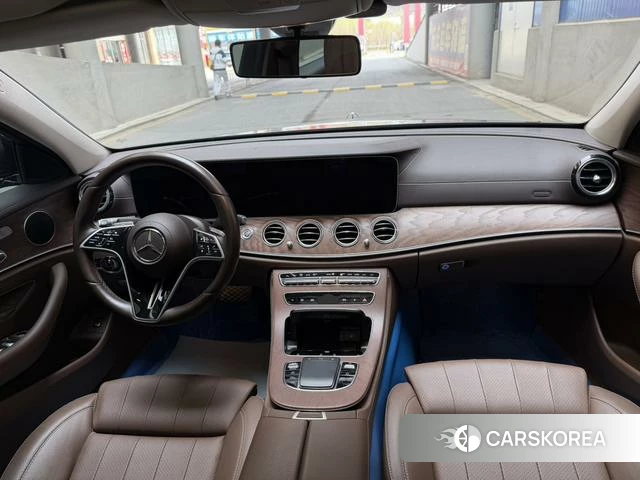 Mercedes-Benz E-class id 4255808 из Китая 10