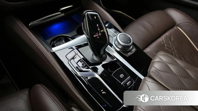 BMW 5 Series (G30) id 3871777 из Кореи 19