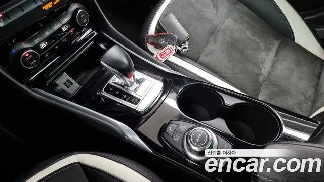 Infiniti Q30 id 2520949 из Кореи 19