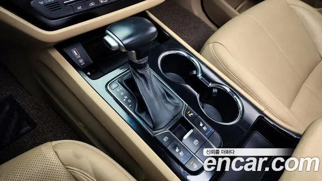 Kia The New Carnival id 2474415 из Кореи 19