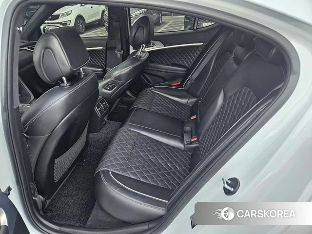 Genesis G70 id 3821128 из Кореи 19