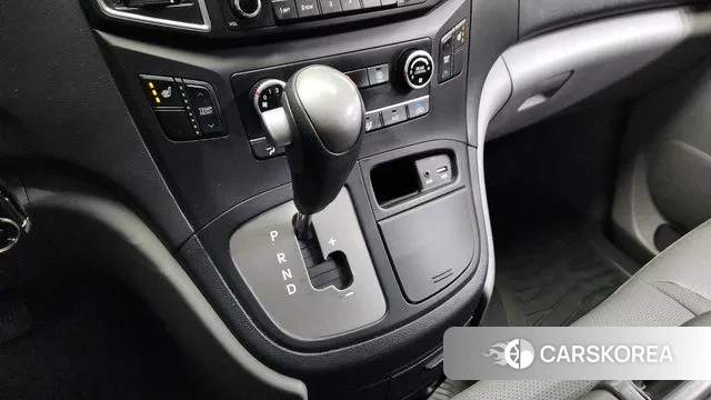 Hyundai The New Grand Starex id 3460170 из Кореи 19