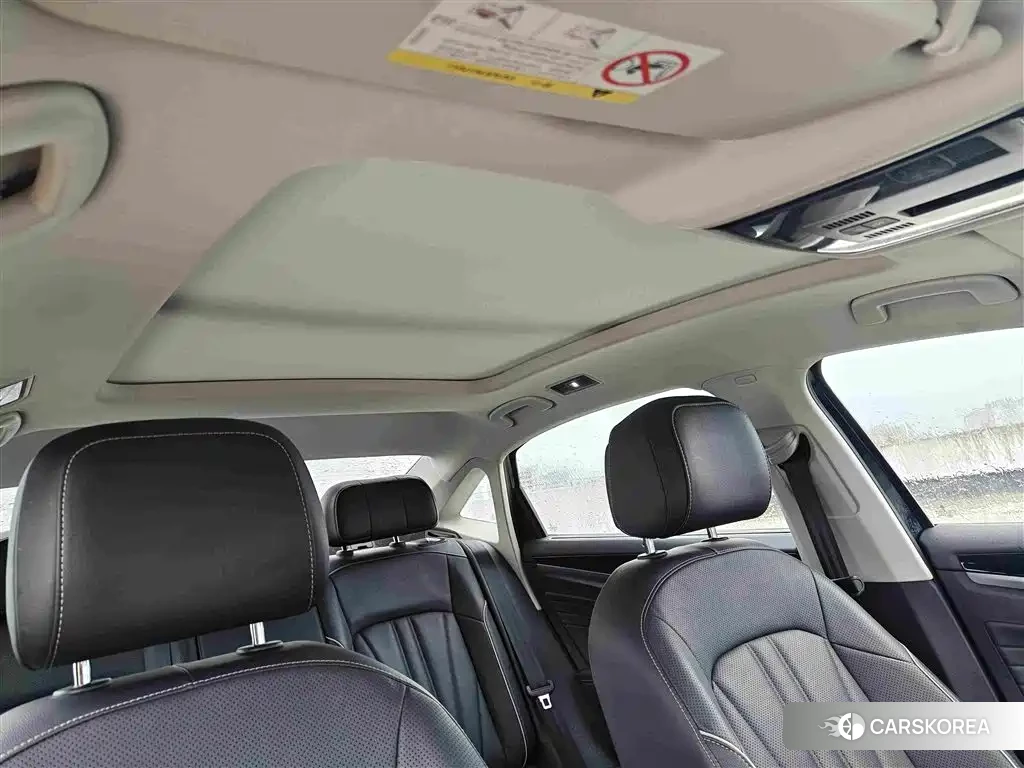 Volkswagen Passat id 4576678 из Китая 19