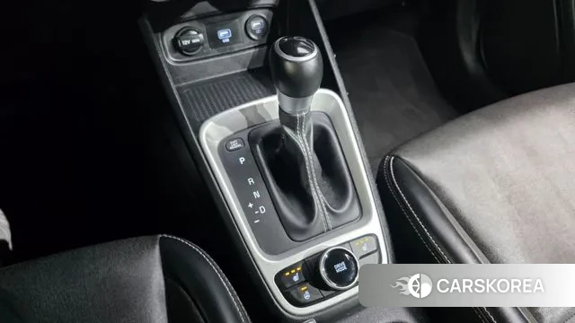 Hyundai Venue id 3748153 из Кореи 19