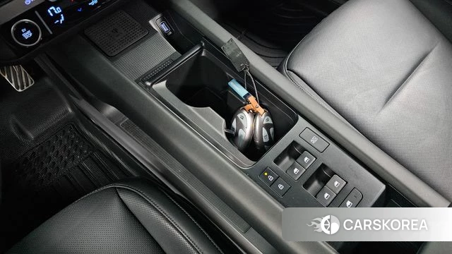 Hyundai Ionic 6 id 3963806 из Кореи 19