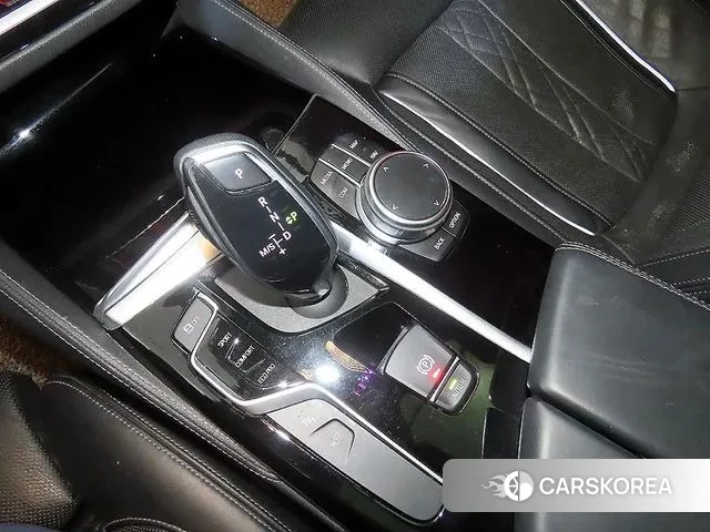 BMW 5 Series (G30) id 3757503 из Кореи 19