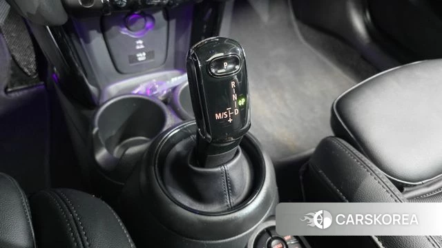 Mini Cooper S id 3910974 из Кореи 19